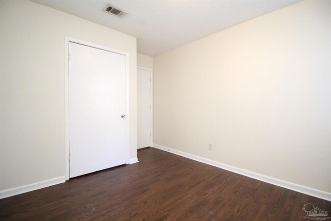 Building Photo - 5205 Charbar Dr