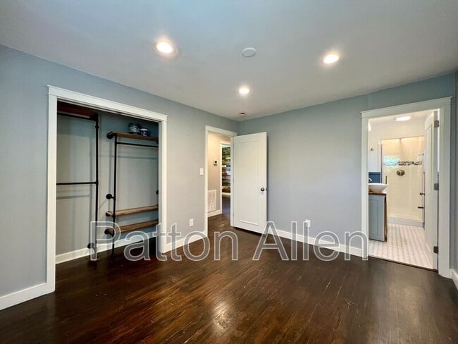 Building Photo - 3 Mt Royal Dr