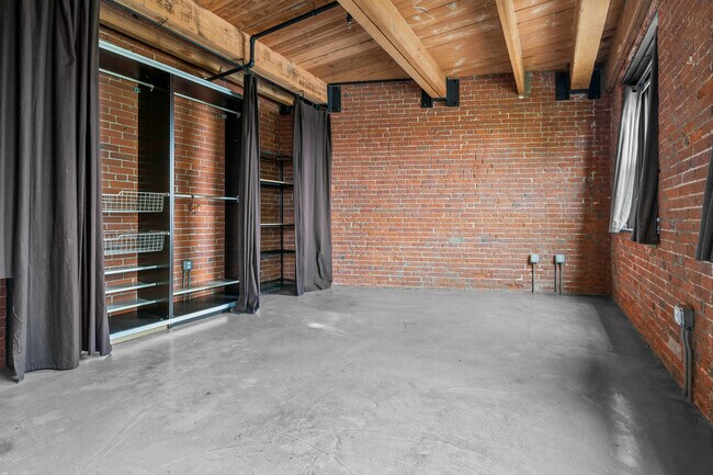 Building Photo - 90 Wareham St