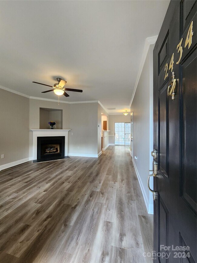 Building Photo - 2434 Ryerson Ct