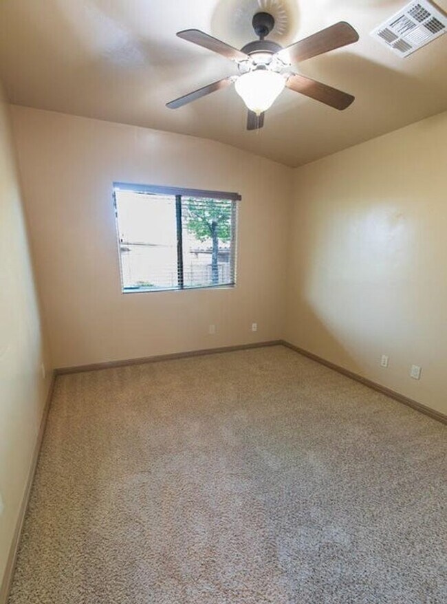 Building Photo - Custom 3 Bedroom Single-Family Home in Pri...