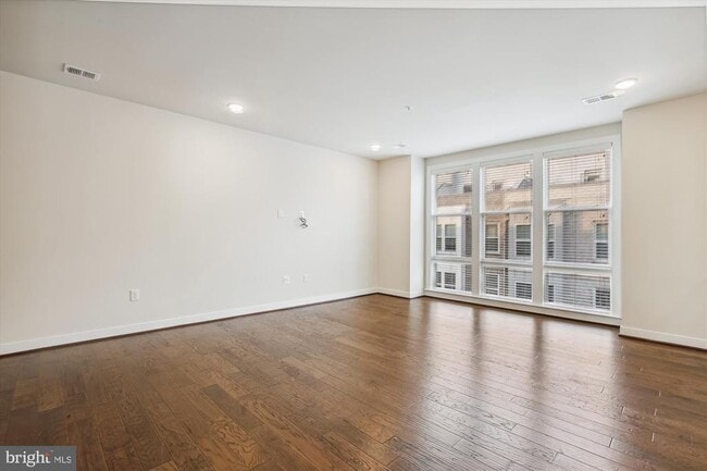 Building Photo - 13411 Launders St