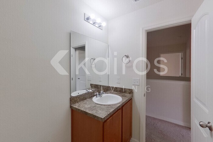 Building Photo - 94 Rolling Sands Dr