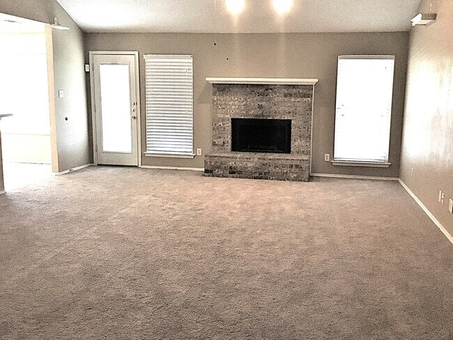 Building Photo - 2972 Timber Creek Trail