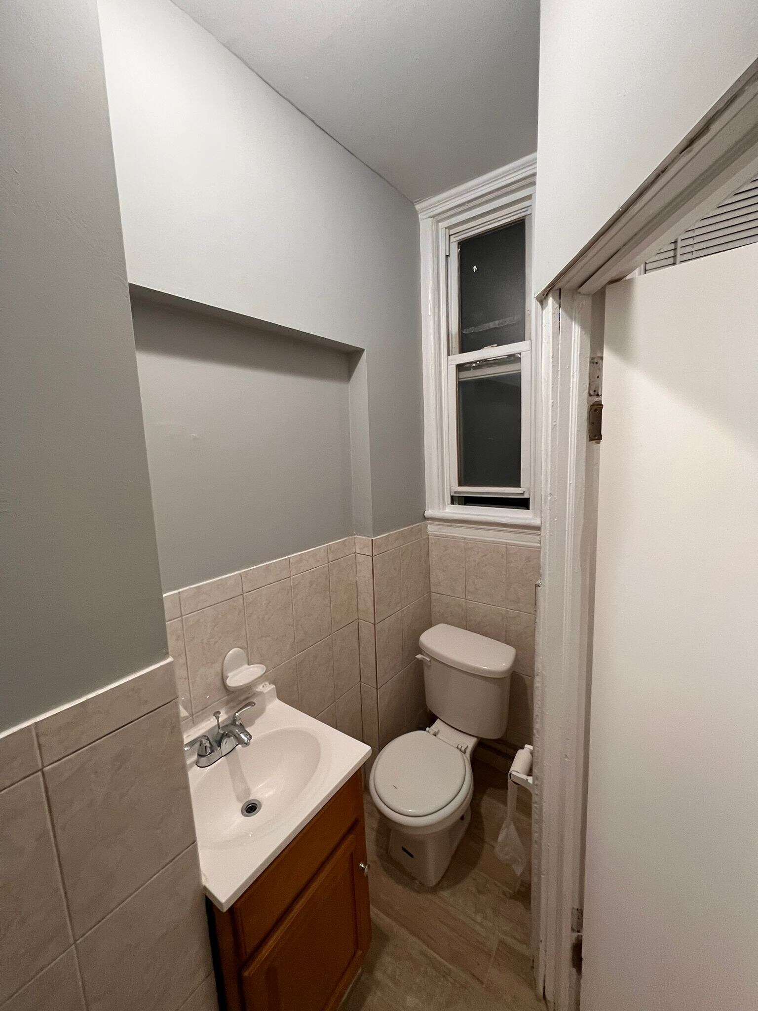 Building Photo - 1317 44th St