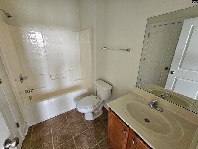 Building Photo - 112 Sandlapper Way