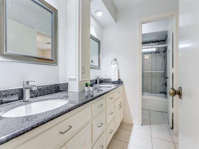 Building Photo - 6608 Robin Willow Ct