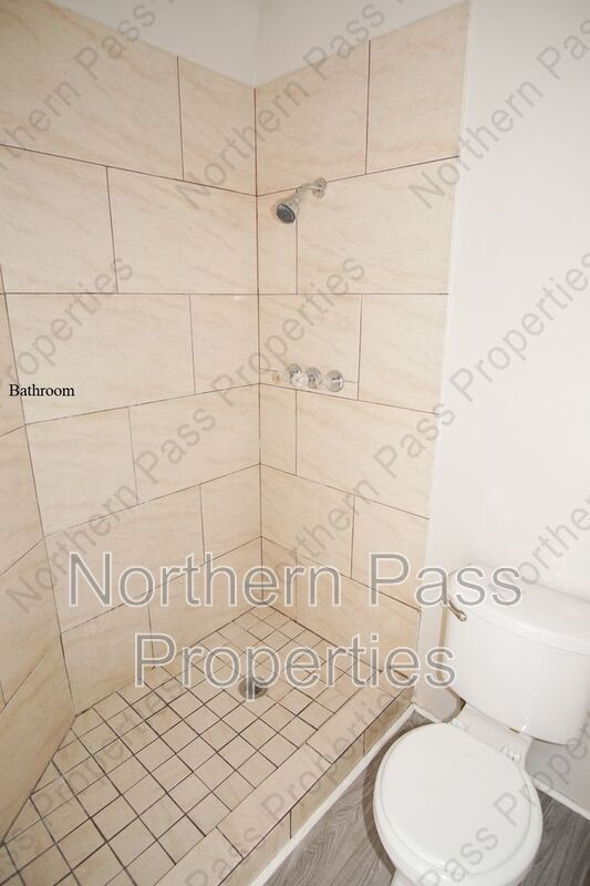 Building Photo - 1104 Myrtle Ave