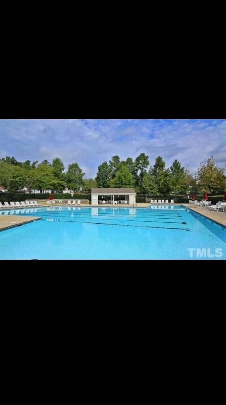 Building Photo - 504 Auburn Square Dr