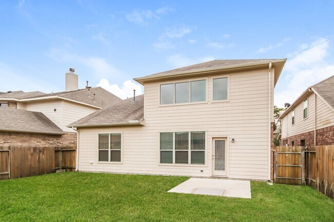 Building Photo - 21324 Kings Guild Ln