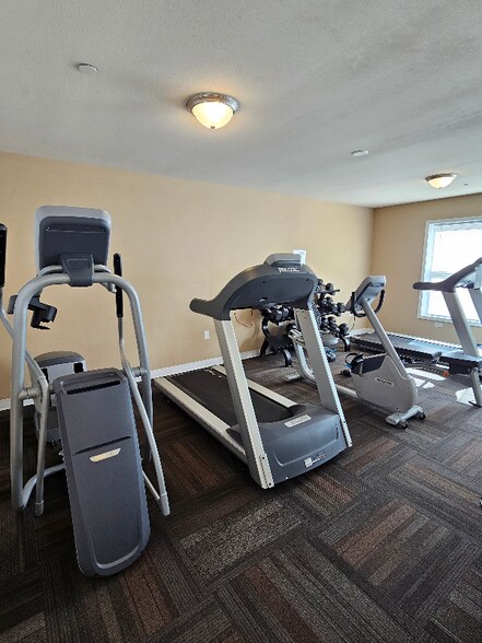 Building Photo - 2313 W 5th St