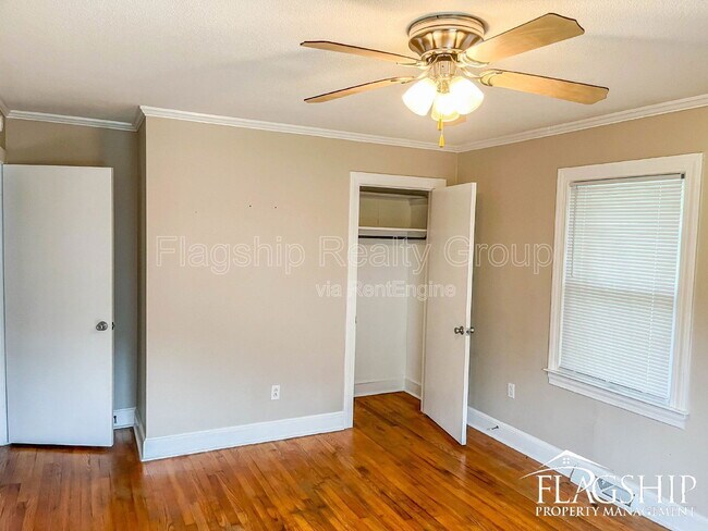 Building Photo - 113 Belmont Dr