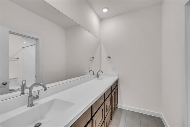 Building Photo - 7310 Concha Dr