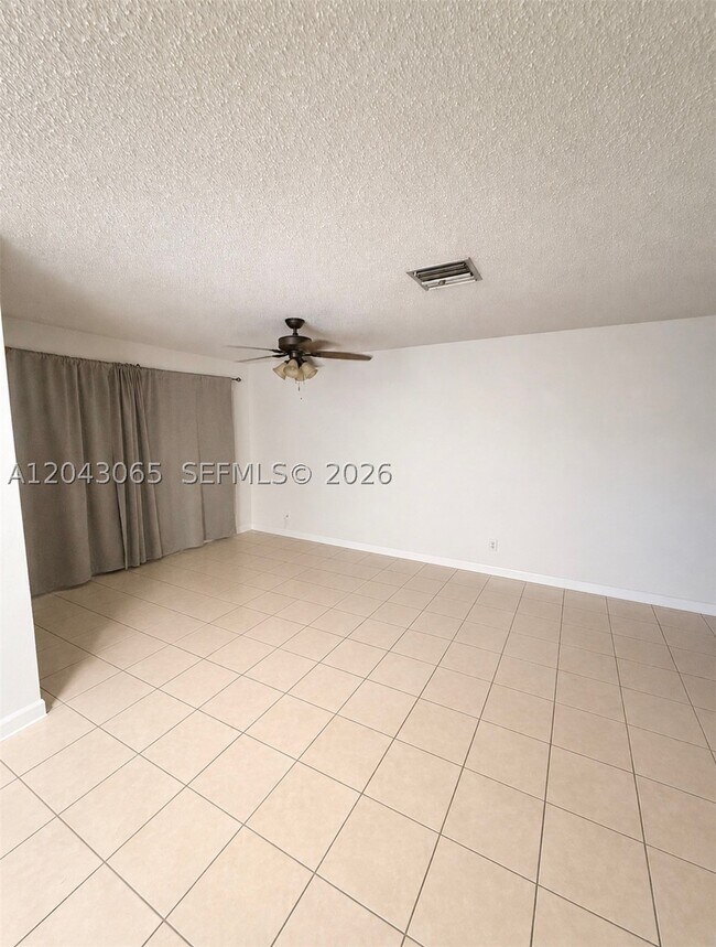 Building Photo - 8475 SW 156th Ct