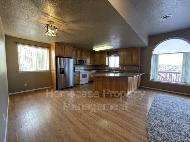 Building Photo - 1053 County Rd 3000