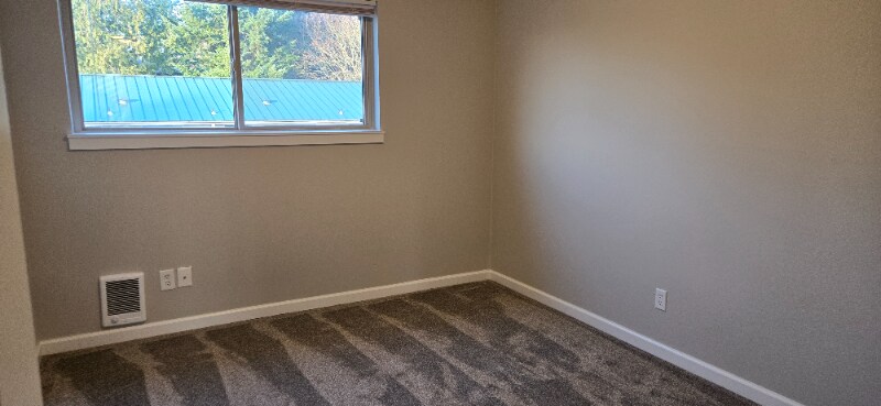 Building Photo - 23612 100th Ave SE