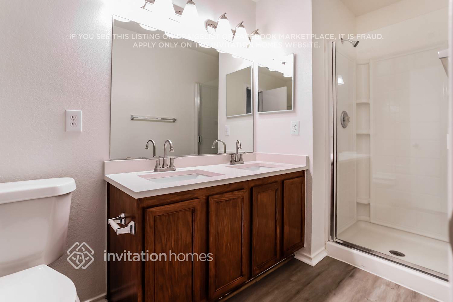 Building Photo - 1104 Scenic Hills Dr