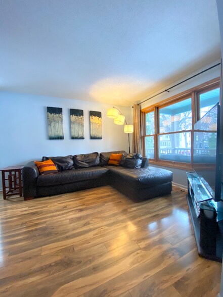 Building Photo - 2221 Polk St NE