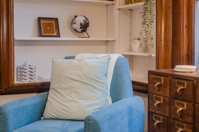 Building Photo - 1113 Harney Ave