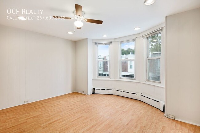 Building Photo - West Passyunk Two Bedroom Apartment