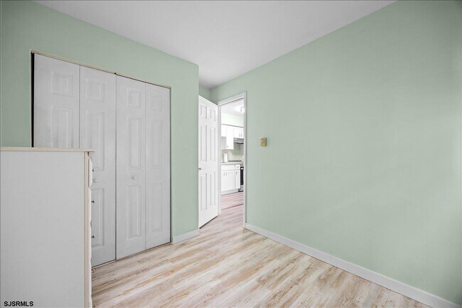 Building Photo - 4224 W Brigantine Ave