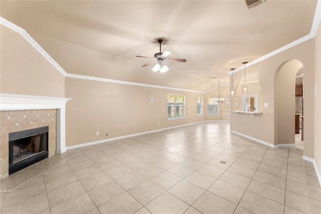 Building Photo - 8245 Edgepoint Tr