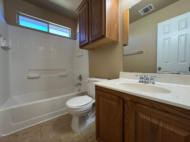 Building Photo - 507 Taurus Dr