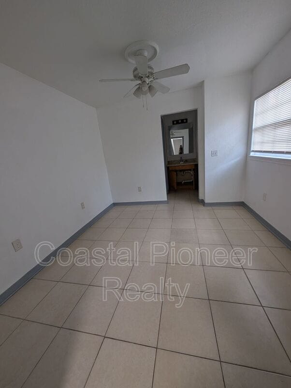 Building Photo - 3721 N Whittier St