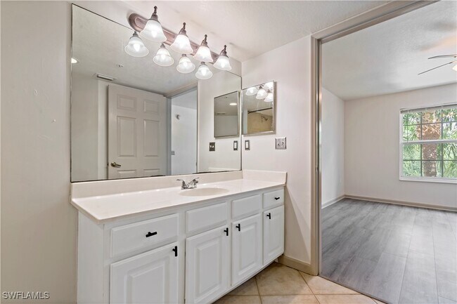 Building Photo - 4113 Residence Drive