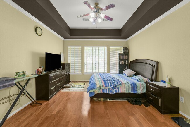Building Photo - 22554 Bristolwood Ct