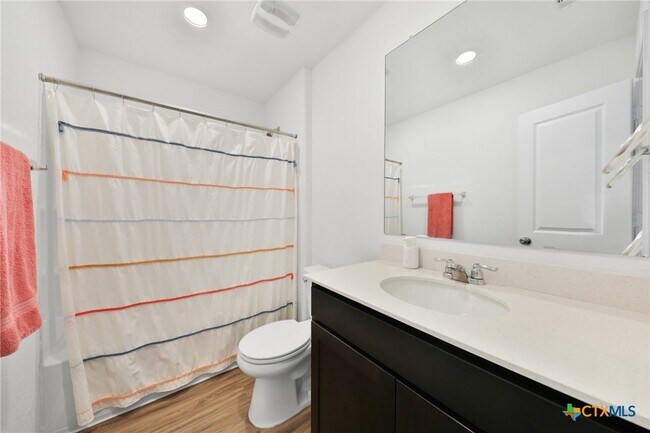 Building Photo - 378 Geode Glen