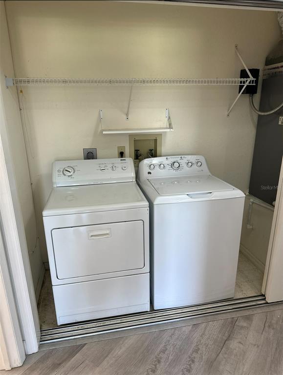 Building Photo - 6967 Crown Dr