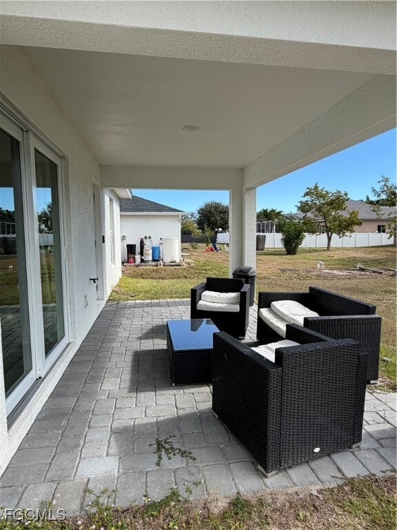 Building Photo - 332 NW 19th St