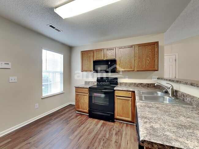 Building Photo - 112 Pope Ln