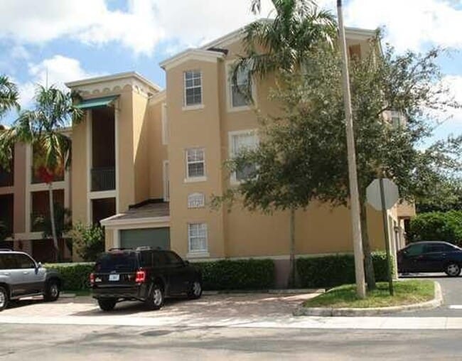 Building Photo - 11720 St Andrews Place St