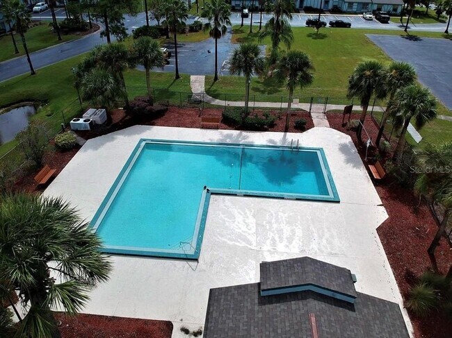 Building Photo - 3216 Hempstead Ave