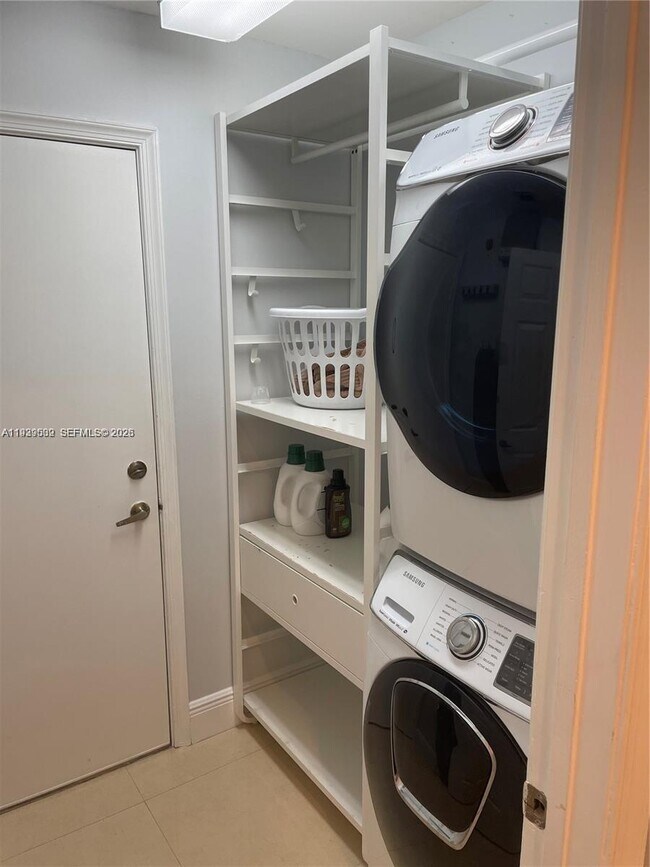 Building Photo - 1552 NW 135th Ave