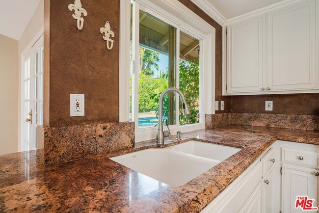 Building Photo - 17141 Nevette Ct