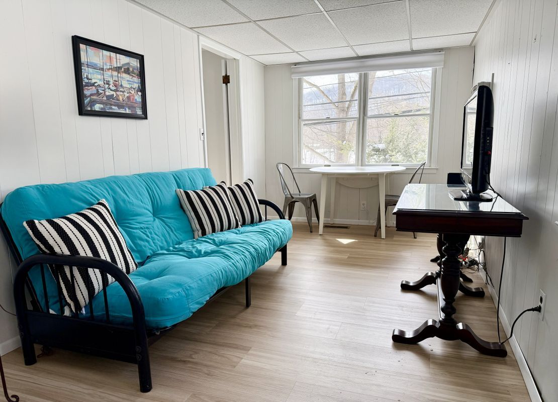 Building Photo - 11 Bogus Hill Rd