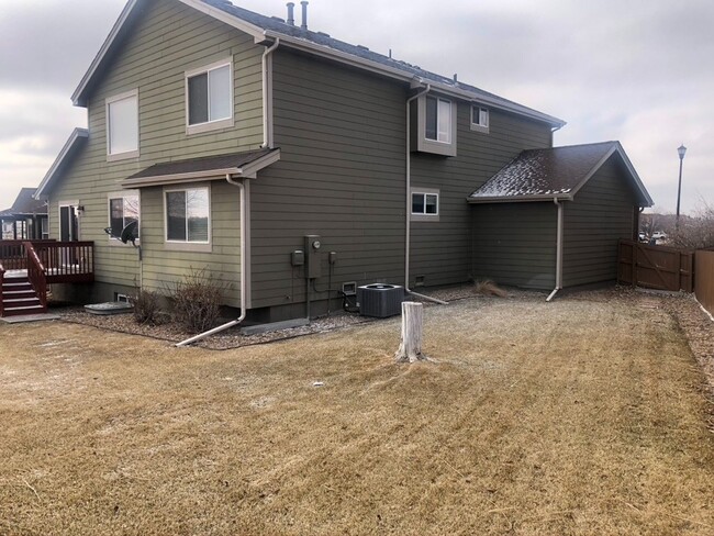 Building Photo - Large 4 bedroom Home in Commerce City
