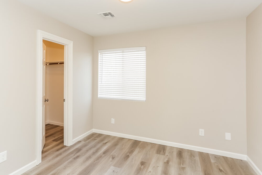 Building Photo - 3927 Blue Coral Dr