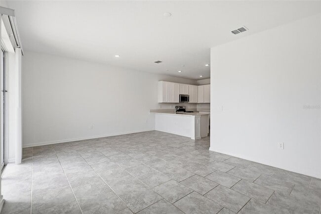 Building Photo - 3303 Laurent Lp