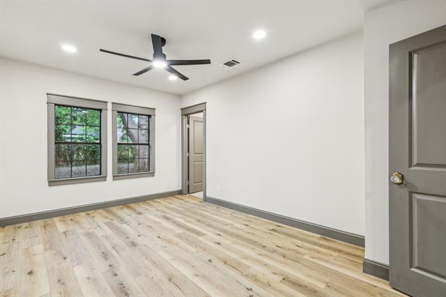 Building Photo - 810 S Montclair Ave