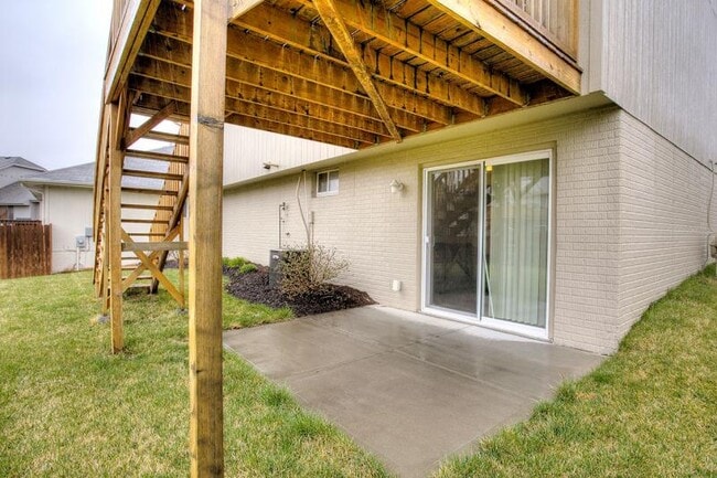 Building Photo - 4613 Springview Dr