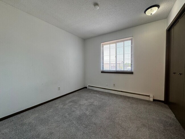 Building Photo - 114 W 43rd St