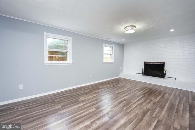 Building Photo - 6415 3rd St