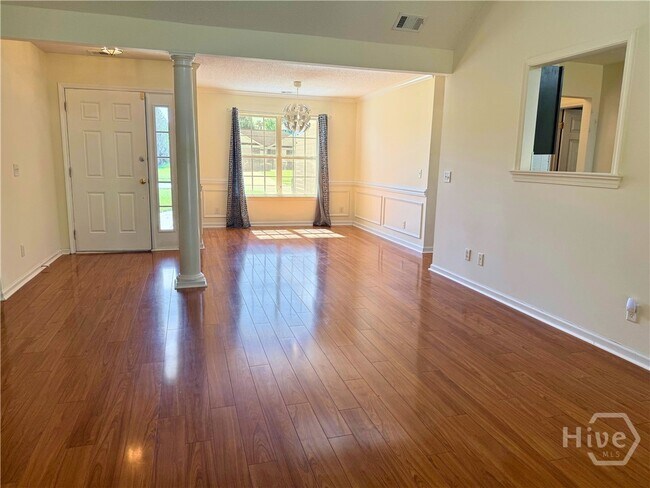 Building Photo - 144 Mills Run Dr