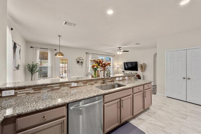 Building Photo - 13820 James Garfield St