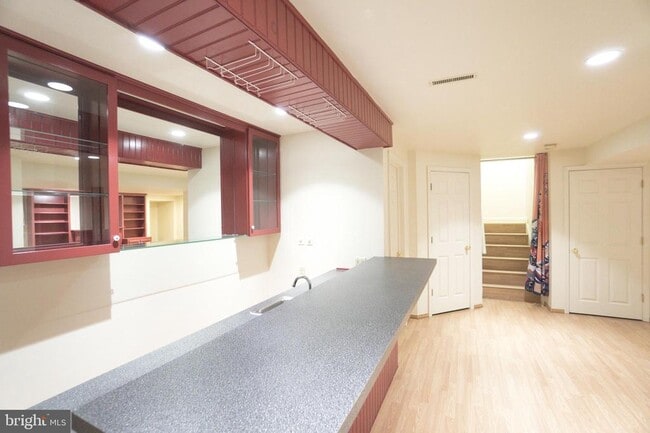 Building Photo - 1379 Gwynedale Way