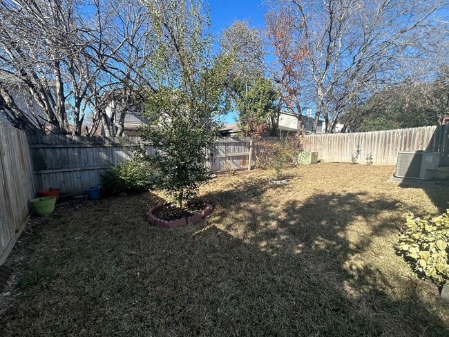 Building Photo - 3BED/2BATH Home For Rent Near Steubing Ranch! Available Now!